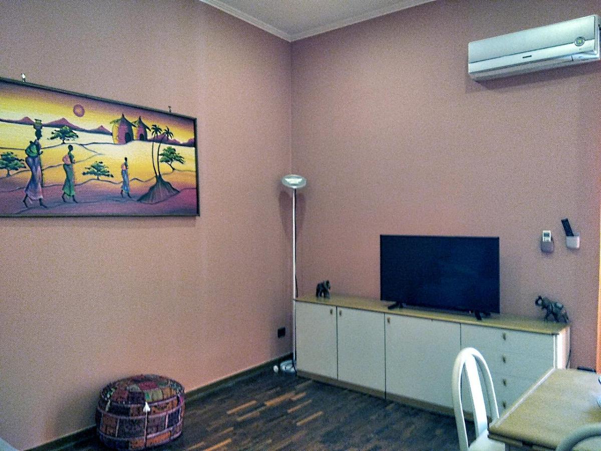 נאפולי Jamila Apartment מראה חיצוני תמונה