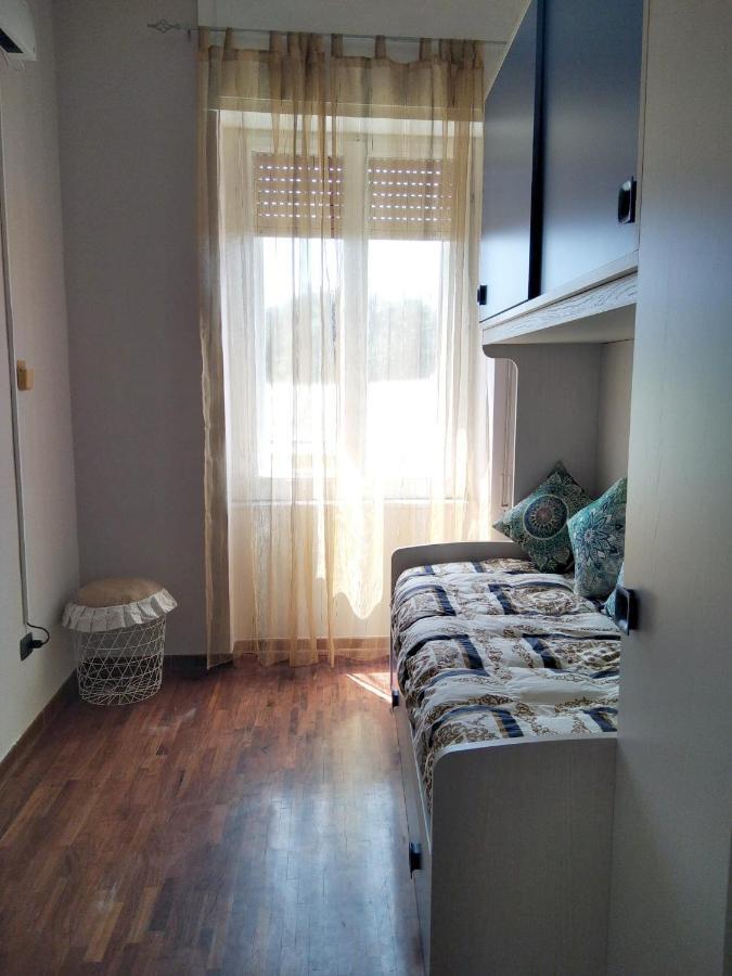 נאפולי Jamila Apartment מראה חיצוני תמונה